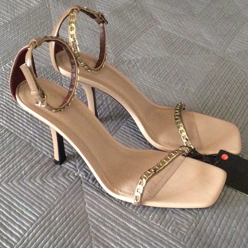Zara size 10 (EU 41) tan leather sandals with high heels for women